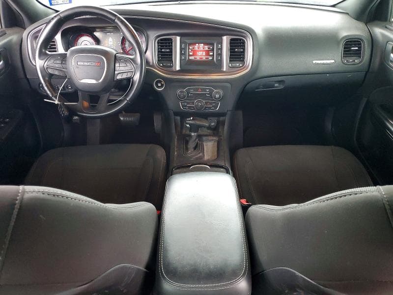 2017 DODGE CHARGER SE 8
