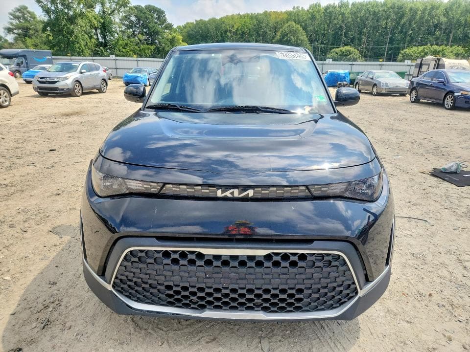 2023 KIA SOUL LX 5