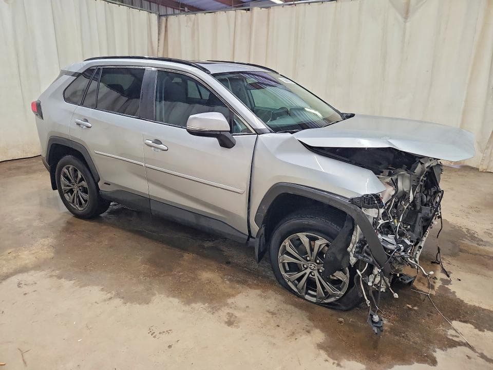2024 TOYOTA RAV4 XLE PREMIUM 4