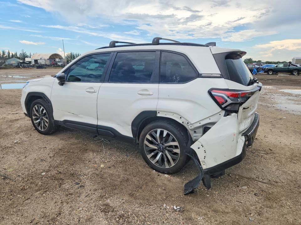 2025 SUBARU FORESTER TOURING 2