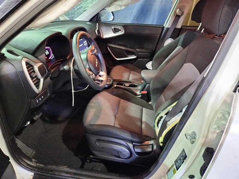 2025 KIA SOUL LX 7