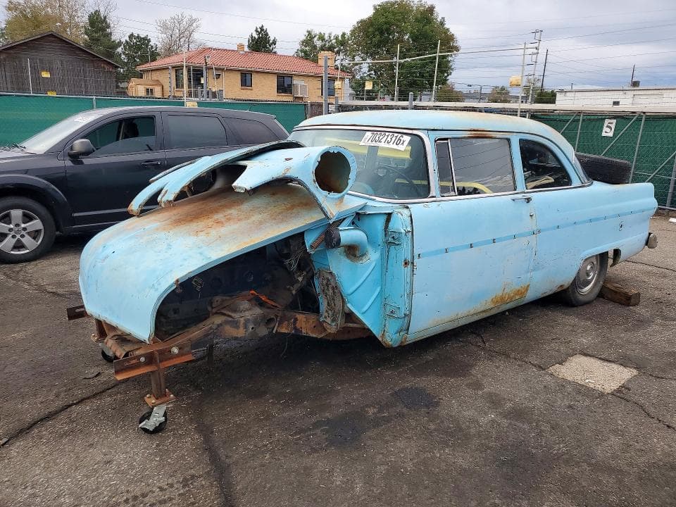 1955 FORD CUSTOM DELUXE