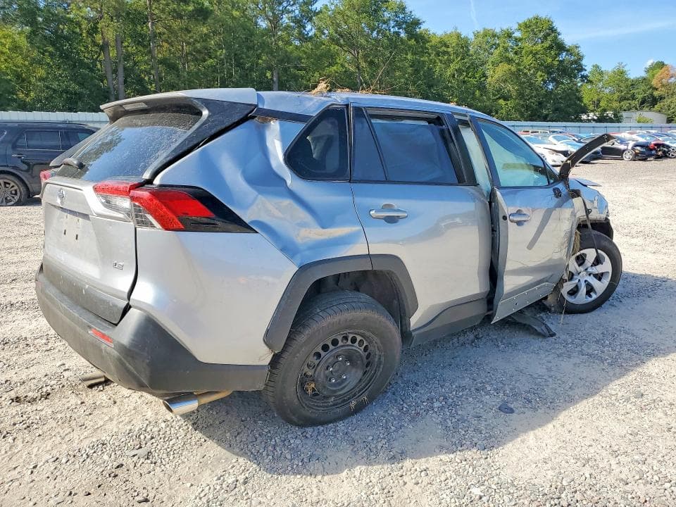 2019 TOYOTA RAV4 LE 3