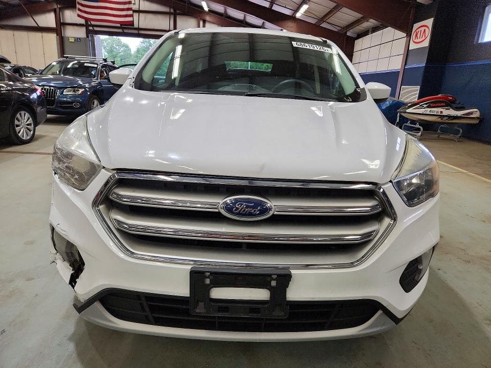 2017 FORD ESCAPE SE 5