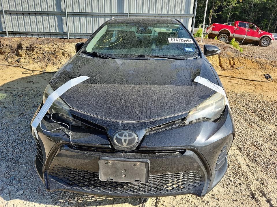 2017 TOYOTA COROLLA SE 5