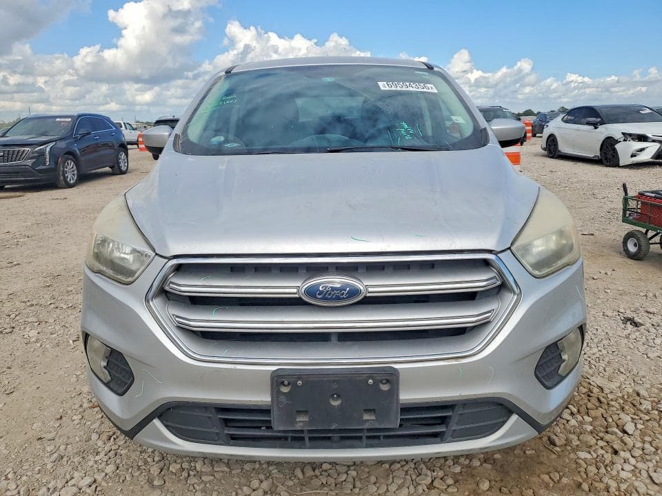2017 FORD ESCAPE SE 5