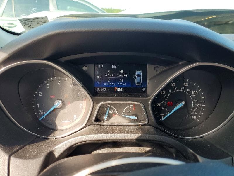 2017 FORD FOCUS SE 9