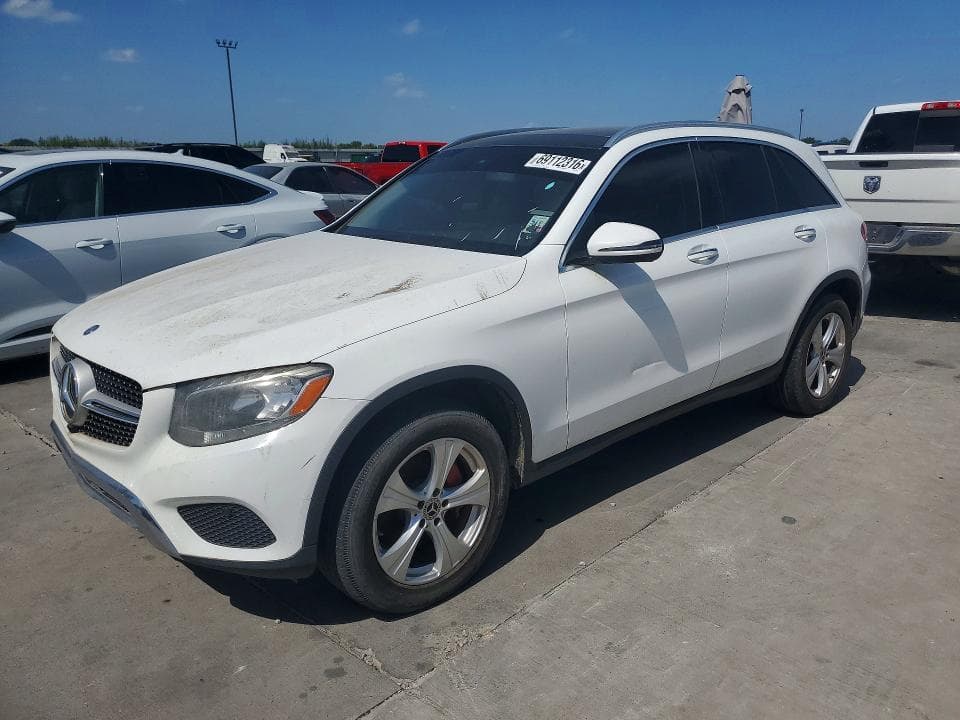 2017 MERCEDES-BENZ GLC 300
