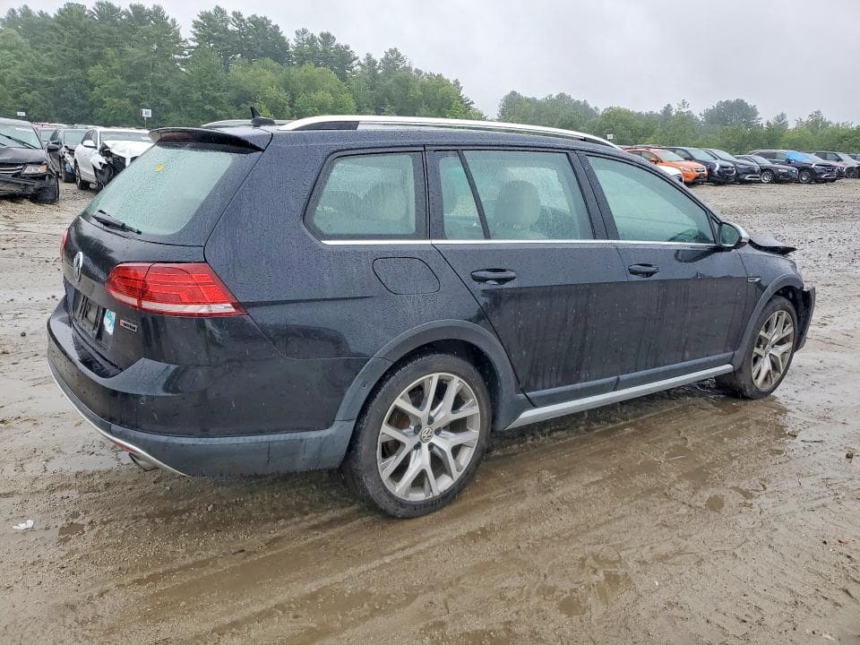 2019 VOLKSWAGEN GOLF ALLTRACK S 3