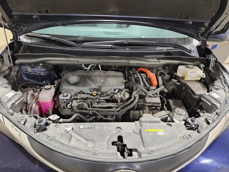 2024 TOYOTA SIENNA LE 12