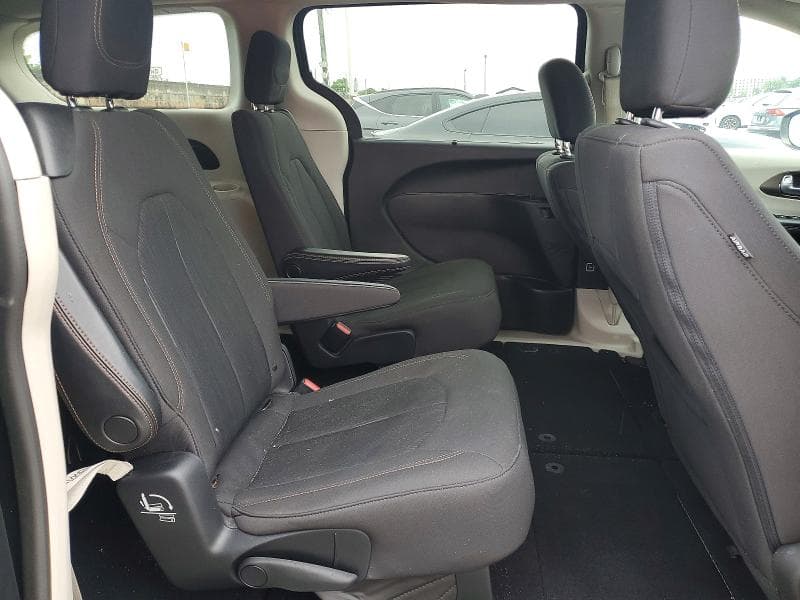 2019 CHRYSLER PACIFICA TOURING PLUS 11