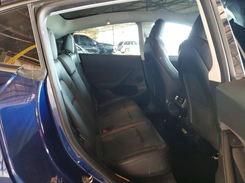 2024 TESLA MODEL Y 10