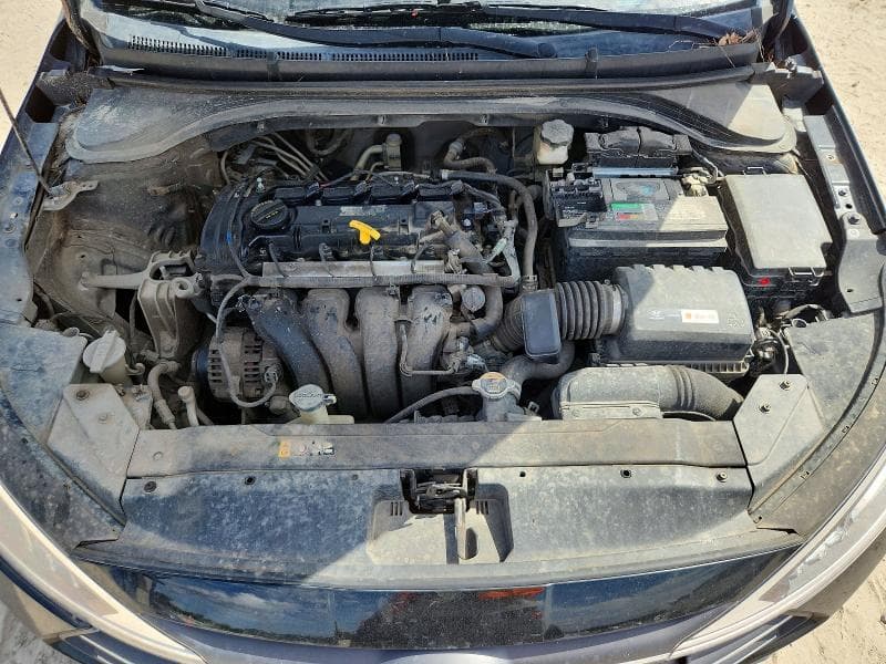 2019 HYUNDAI ELANTRA SE 11