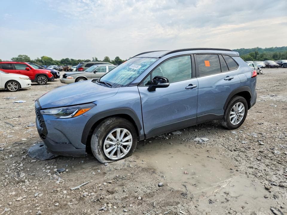 2025 TOYOTA COROLLA CROSS LE - 1