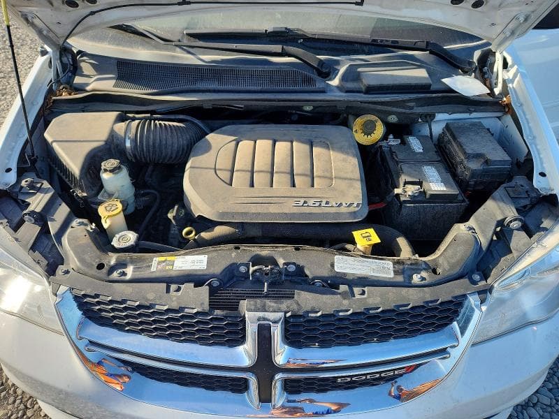 2017 DODGE GRAND CARAVAN SE 12