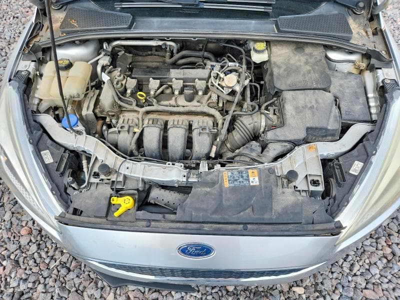2017 FORD FOCUS SE 11