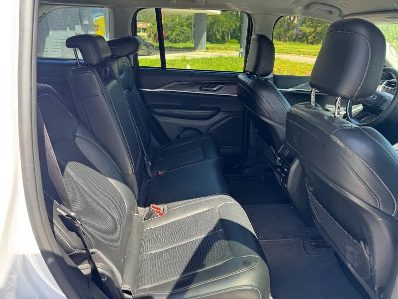 2023 JEEP GRAND CHEROKEE LIMITED 6