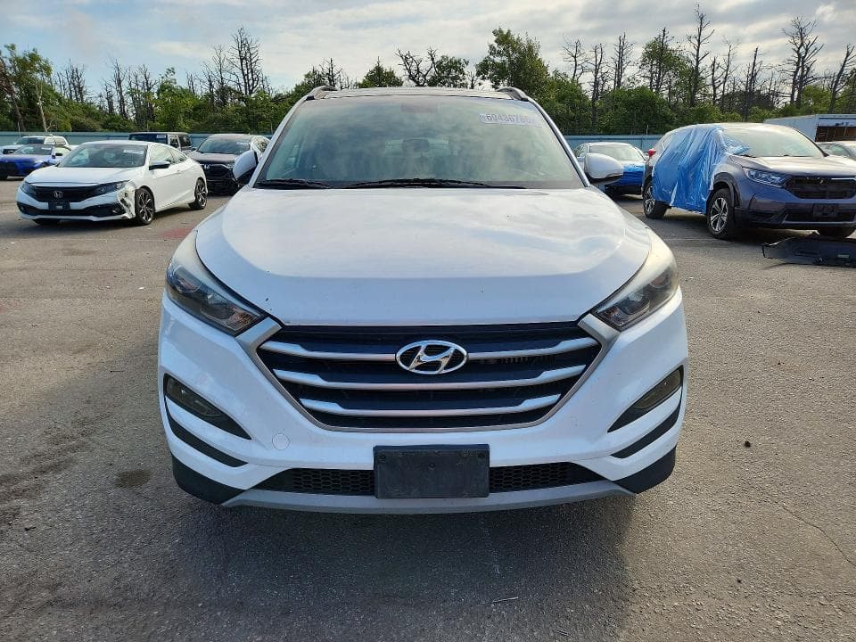 2017 HYUNDAI TUCSON VALUE 5