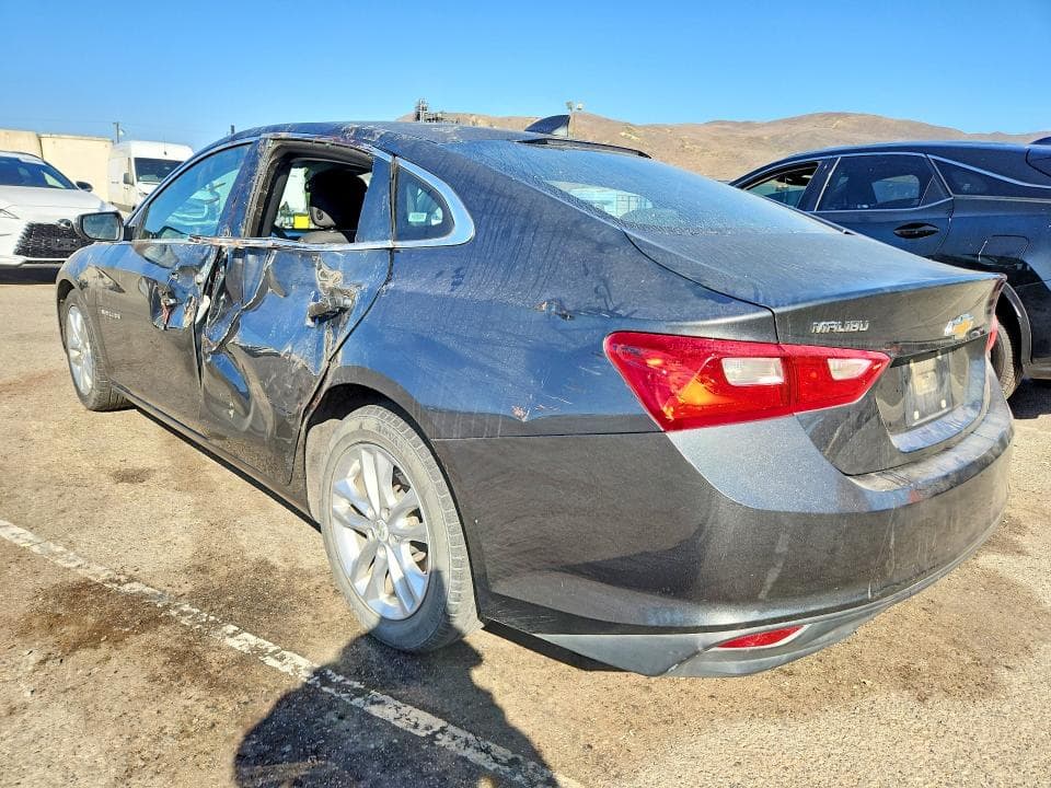 2017 CHEVROLET MALIBU LT 2