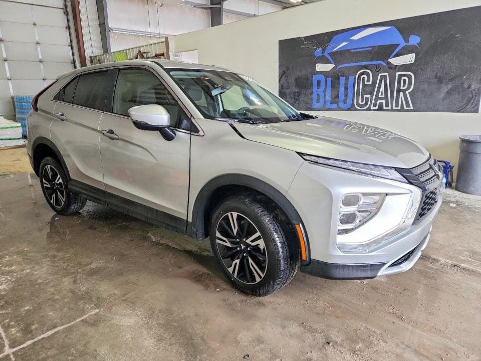 2025 MITSUBISHI ECLIPSE CROSS SE 4