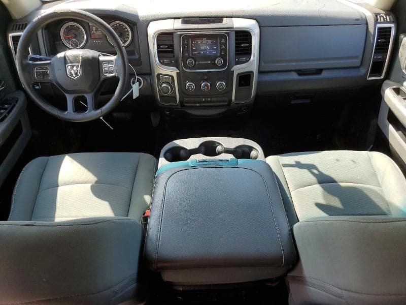 2017 RAM 1500 SLT 8