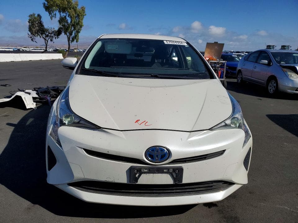 2018 TOYOTA PRIUS ONE 5