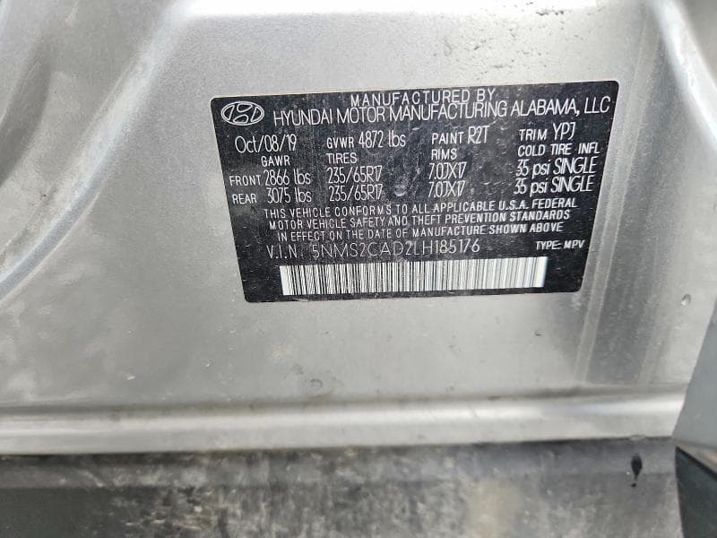 2020 HYUNDAI SANTA FE SE 13