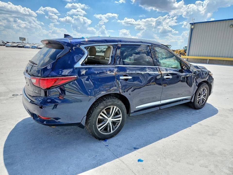 2017 INFINITI QX60 BASE 3