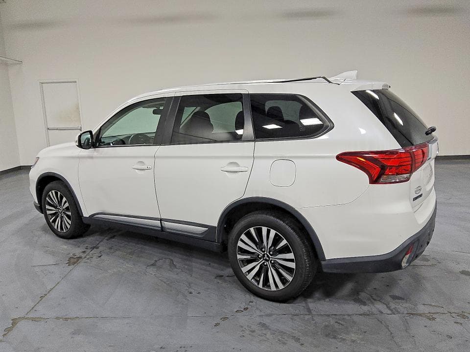 2019 MITSUBISHI OUTLANDER SE 2