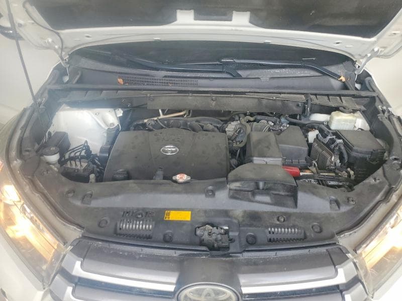 2018 TOYOTA HIGHLANDER XLE 12