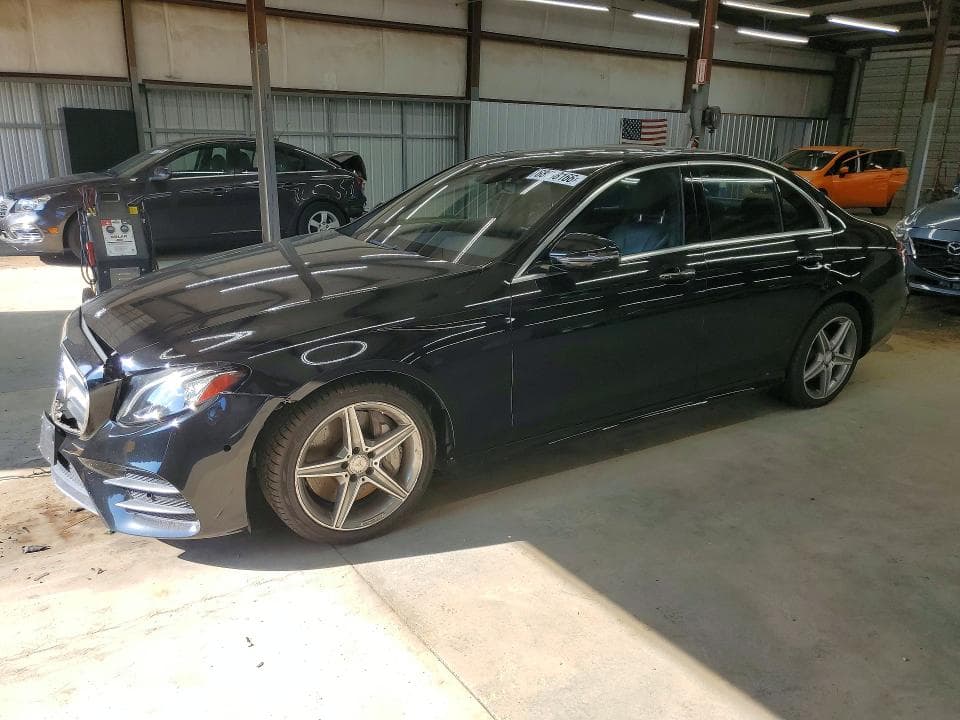 2017 MERCEDES-BENZ E 300 - 1