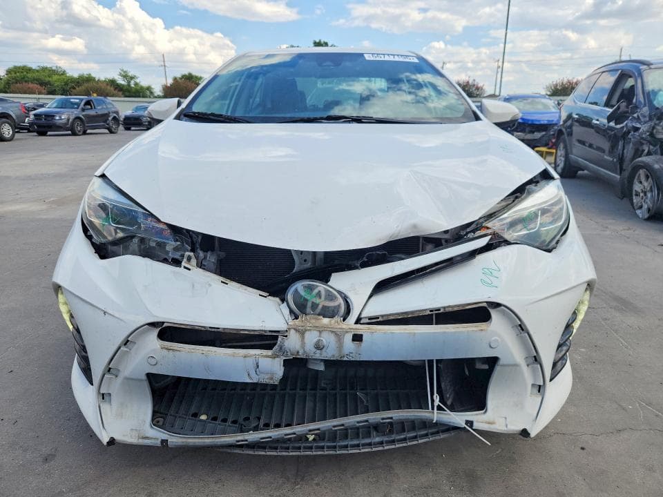 2017 TOYOTA COROLLA SE 5