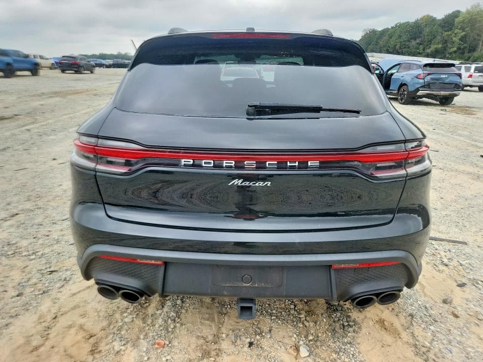 2023 PORSCHE MACAN BASE 6
