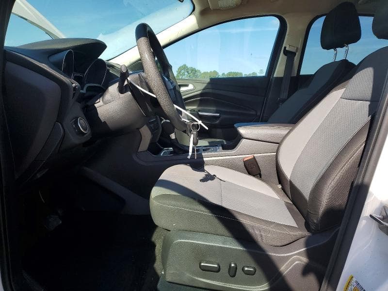 2017 FORD ESCAPE SE 7