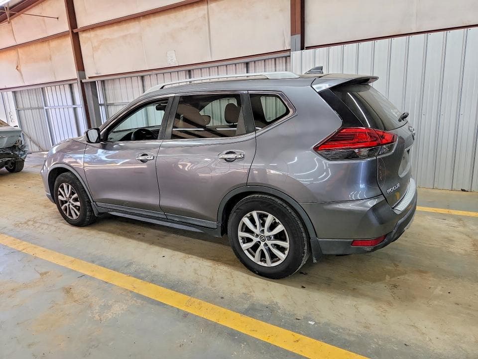 2017 NISSAN ROGUE SV 2