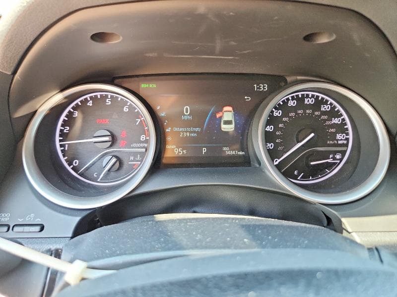2024 TOYOTA CAMRY XLE 9