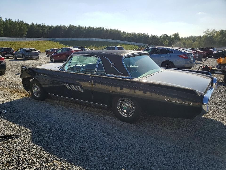 1963 FORD THUNDERBIRD 2