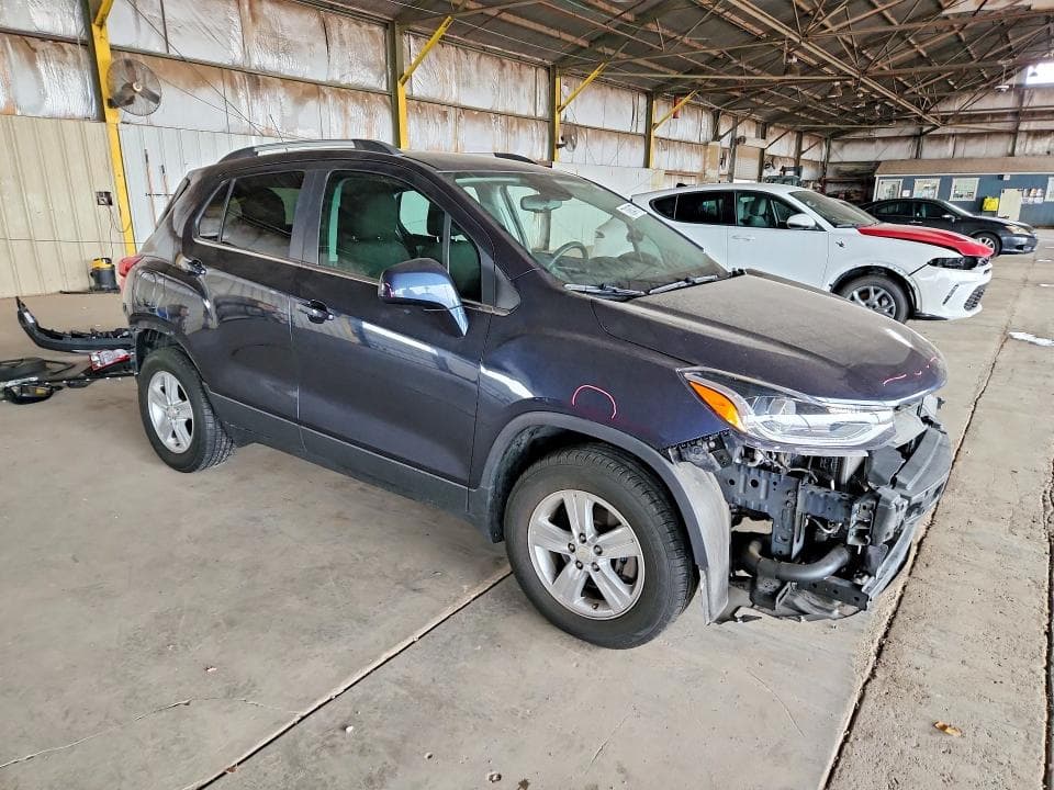 2018 CHEVROLET TRAX 1LT 4