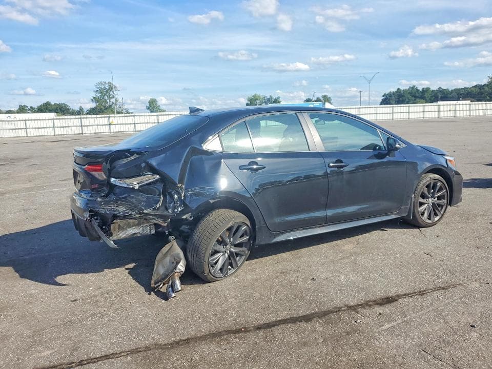 2026 TOYOTA COROLLA SE 3