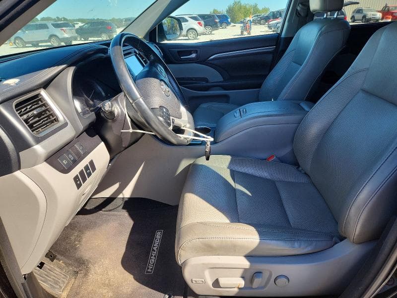 2017 TOYOTA HIGHLANDER LIMITED 7