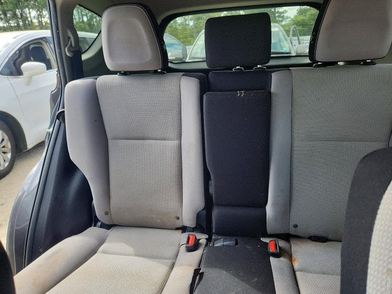 2017 TOYOTA RAV4 XLE 10