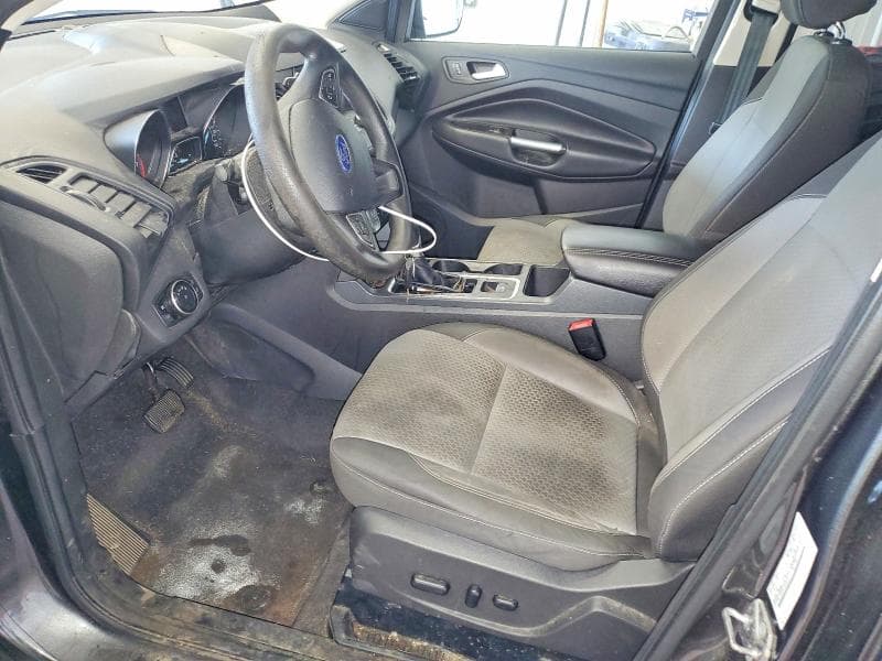 2017 FORD ESCAPE SE 7