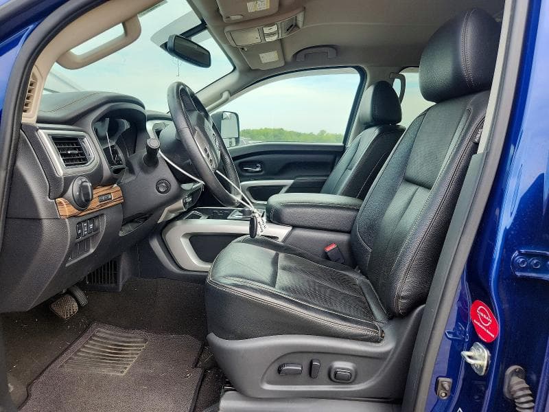 2019 NISSAN TITAN SL 7