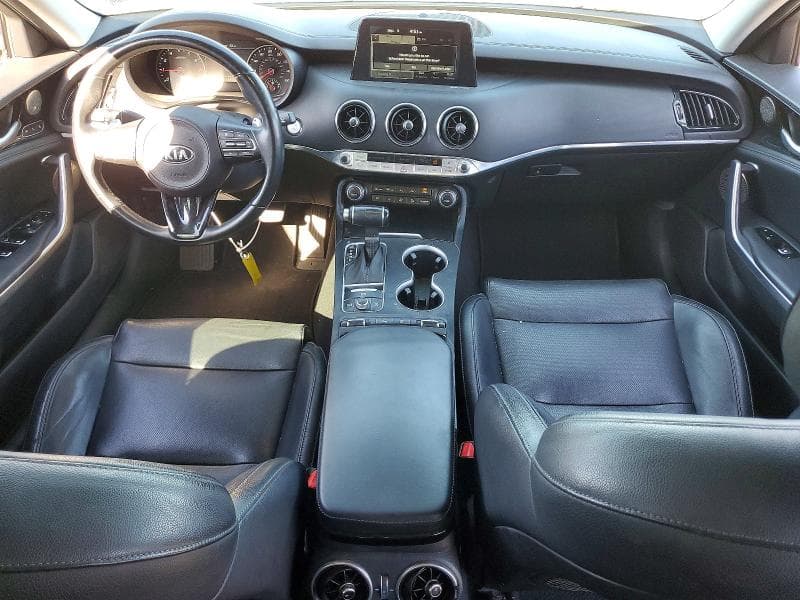 2018 KIA STINGER PREMIUM 8