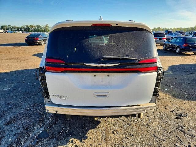 2022 CHRYSLER PACIFICA TOURING L 6