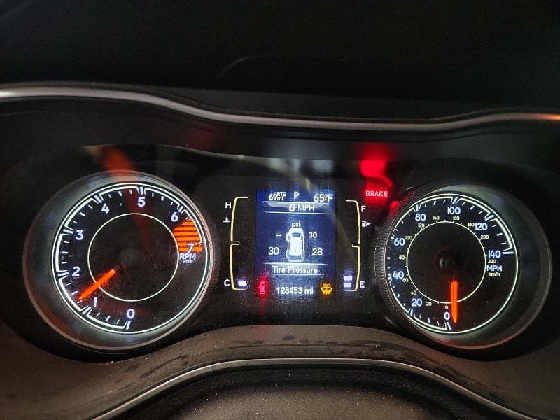 2021 JEEP CHEROKEE LATITUDE PLUS 9