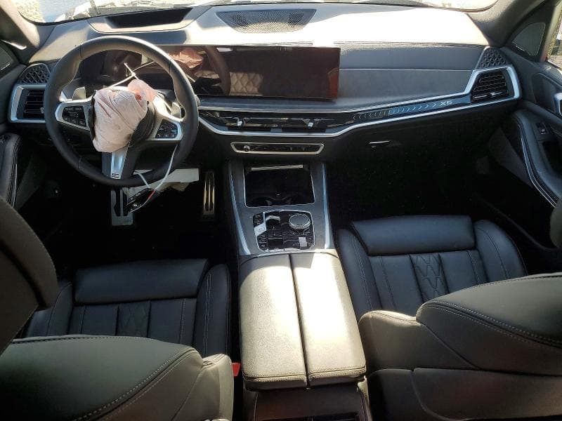 2024 BMW X5 XDRIVE50E 8