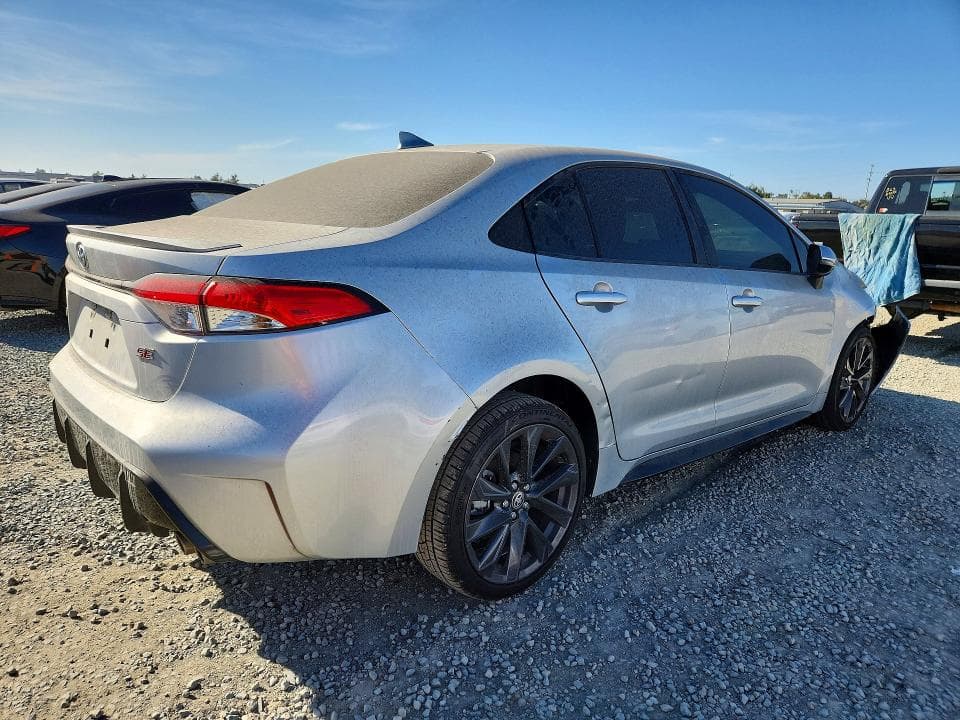 2024 TOYOTA COROLLA SE 3