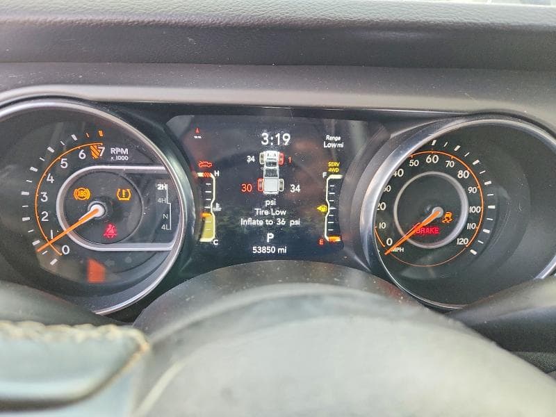 2021 JEEP GLADIATOR SPORT 9
