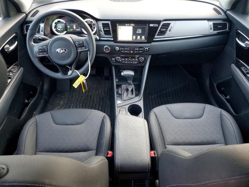 2017 KIA NIRO EX 8